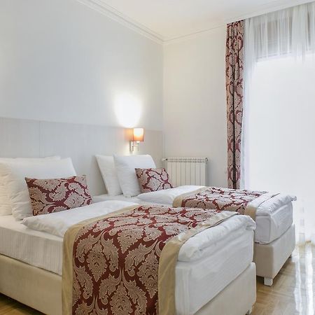 Central Belgrade Apartment 4 ภายนอก รูปภาพ