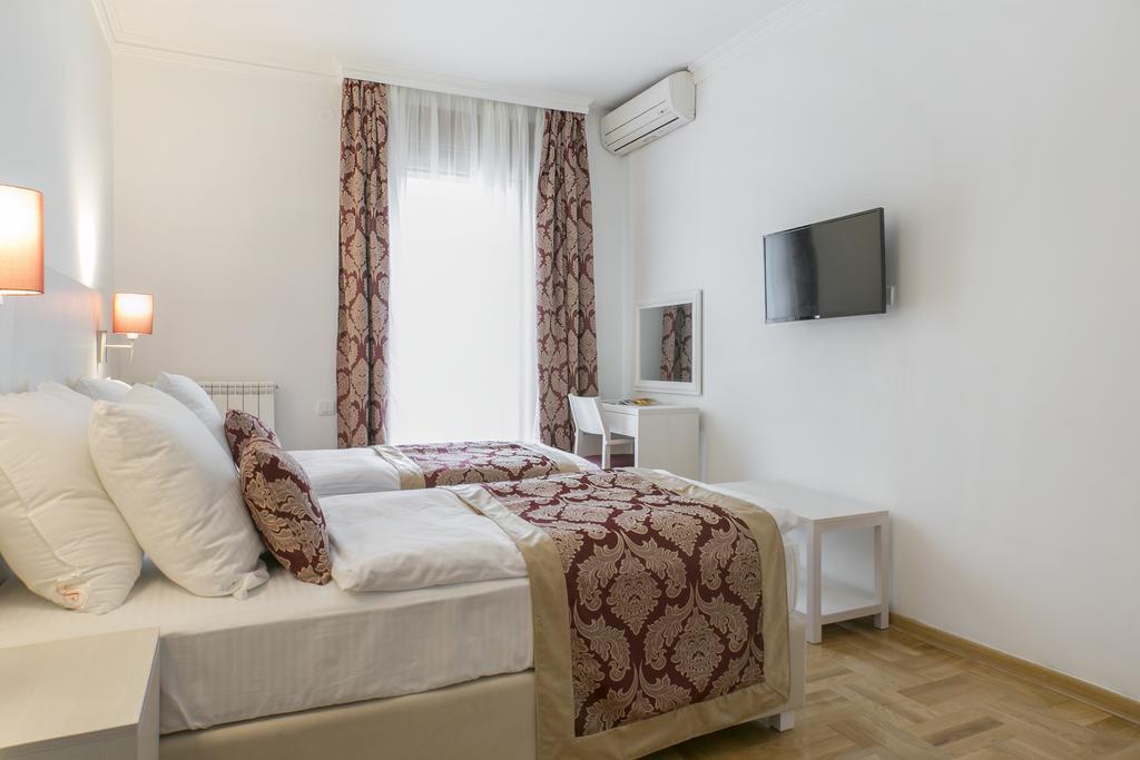 Central Belgrade Apartment 4 ภายนอก รูปภาพ