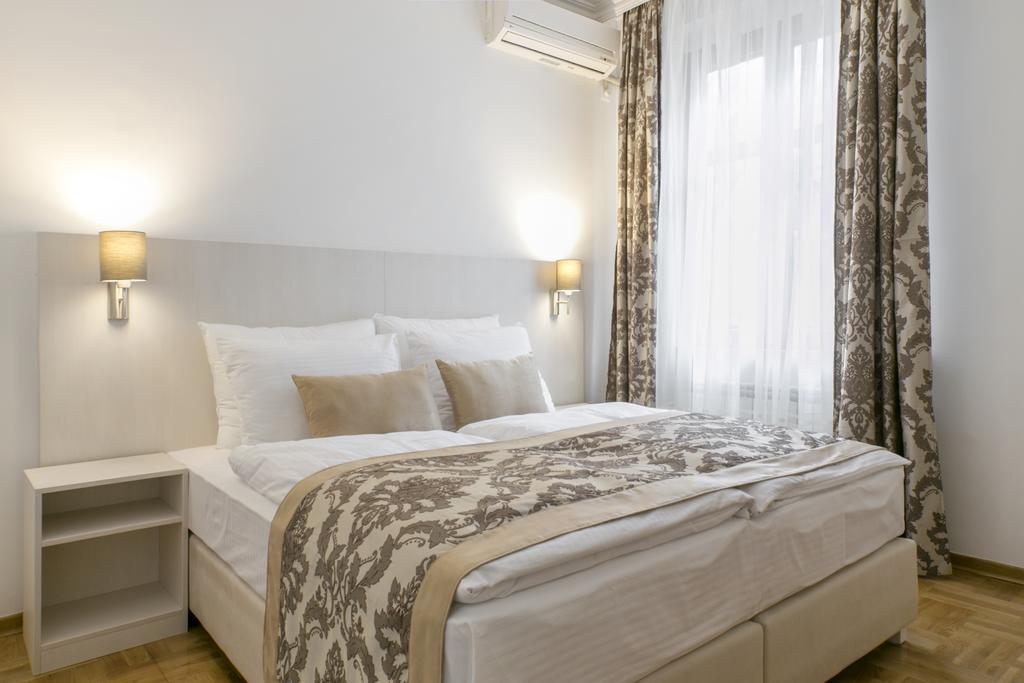 Central Belgrade Apartment 4 ภายนอก รูปภาพ