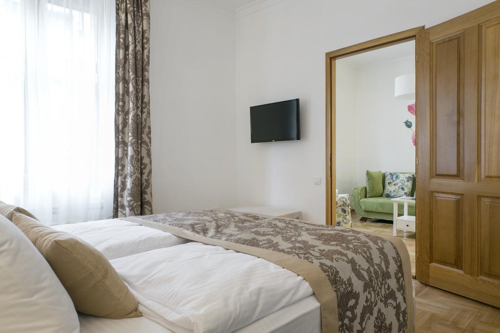 Central Belgrade Apartment 4 ภายนอก รูปภาพ