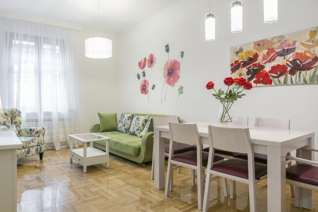 Central Belgrade Apartment 4 ภายนอก รูปภาพ